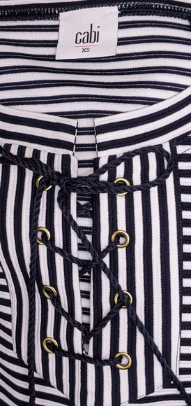 CABI SAILOR GIRL SHORT SLEEVE KNEE LENGTH BLUE AND WHITE STAPLE - Picture 2 of 3